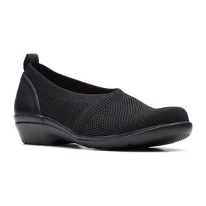 Clark’s Sashlyn Style Shoes, Size 9.5 M (in Original Box)